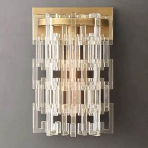 Regal Brass Crystal Wall Sconce – Classic Luxury Illumination